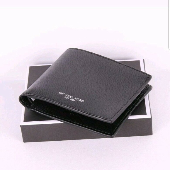 Michael Kors Other - MK Warren Men's Leather Slim Billfold Wallet